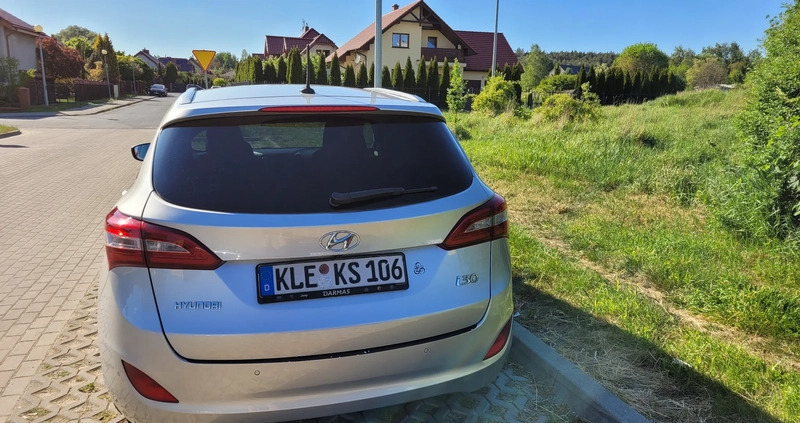 Hyundai I30 cena 30700 przebieg: 213000, rok produkcji 2015 z Pogorzela małe 29